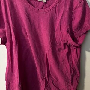 GAP Short Sleeve Tee in Magenta
